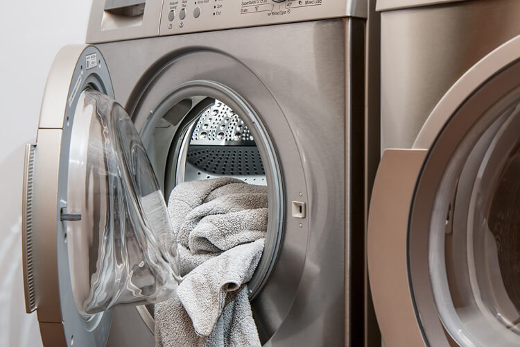 How to Remove Mold from a Washing Machine - Mold Blogger